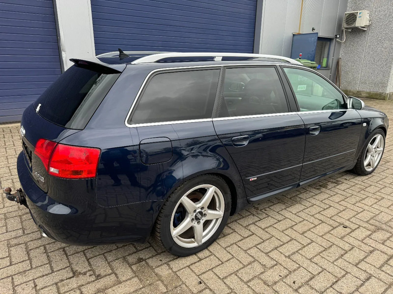 Audi A4 **3.0TDI V6-S-LINE** - Osobní auto: obrázek 5 Audi A4 **3.0TDI V6-S-LINE** - Osobní auto: obrázek 5
