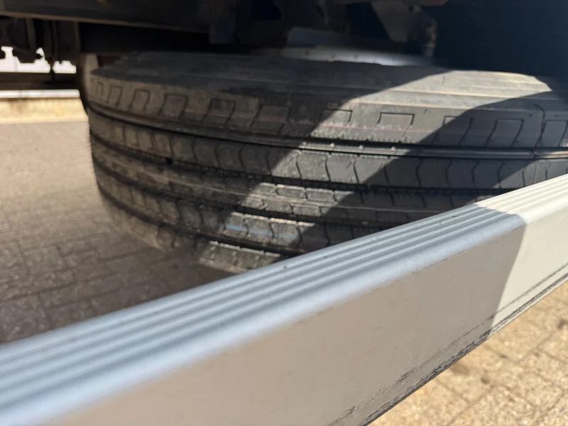 DAF LF 55.220 **EURO 4-MANUAL GEARBOX** - Skříňový nákladní auto: obrázek 5 DAF LF 55.220 **EURO 4-MANUAL GEARBOX** - Skříňový nákladní auto: obrázek 5