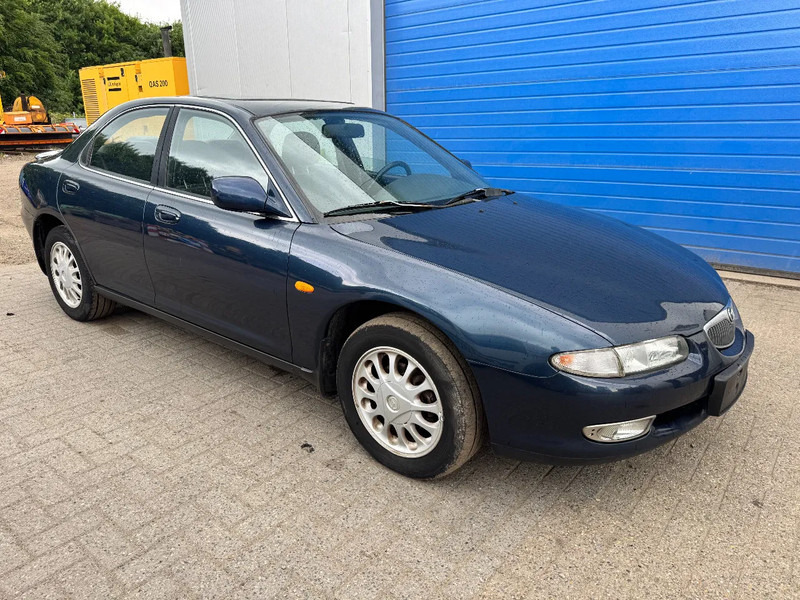 Mazda Xedos **XEDOS 6-2.0 V6-AC** - Sedan: obrázek 3 Mazda Xedos **XEDOS 6-2.0 V6-AC** - Sedan: obrázek 3