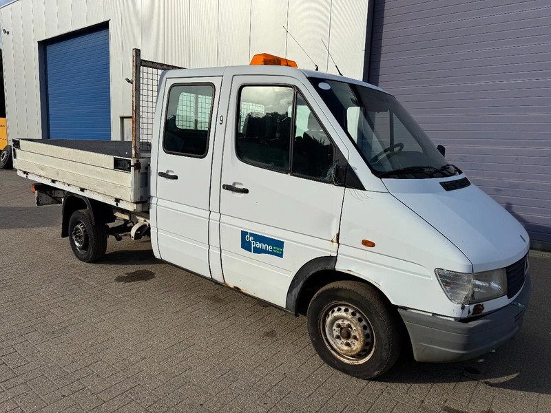 Mercedes-Benz Sprinter **212D-5CYL-BELGIAN VAN-AIRCO** - Dodávka valník, Dodávka s dvojitou kabinou: obrázek 3 Mercedes-Benz Sprinter **212D-5CYL-BELGIAN VAN-AIRCO** - Dodávka valník, Dodávka s dvojitou kabinou: obrázek 3