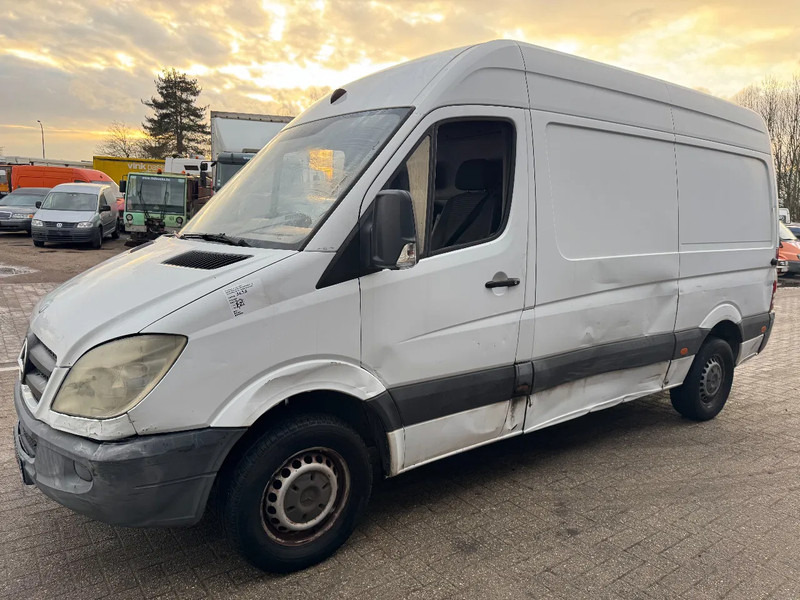 Mercedes-Benz Sprinter 310 - Malá dodávka: obrázek 1 Mercedes-Benz Sprinter 310 - Malá dodávka: obrázek 1