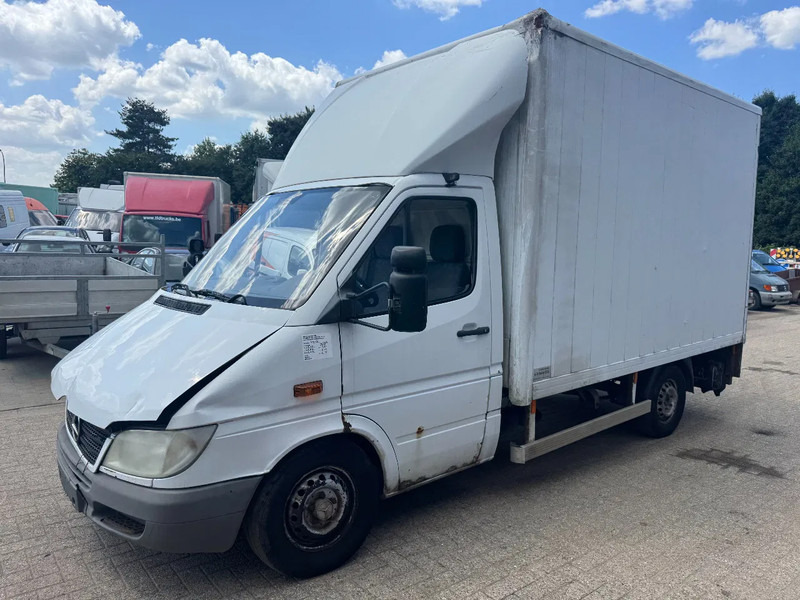 Mercedes-Benz Sprinter 313 **BOX+LIFT** - Dodávka skřín: obrázek 1 Mercedes-Benz Sprinter 313 **BOX+LIFT** - Dodávka skřín: obrázek 1