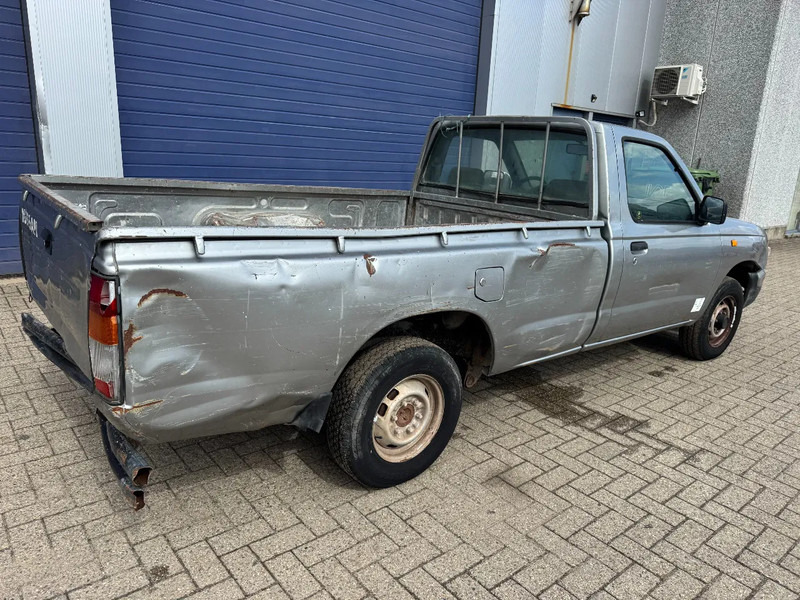 Nissan AGGD22 SINGLE CAB PICK UP **DIESEL** - Pick-up: obrázek 4 Nissan AGGD22 SINGLE CAB PICK UP **DIESEL** - Pick-up: obrázek 4
