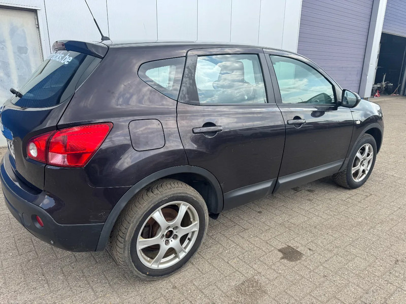 Nissan QASHQAI **DIESEL-AIRCO** - SUV: obrázek 4 Nissan QASHQAI **DIESEL-AIRCO** - SUV: obrázek 4