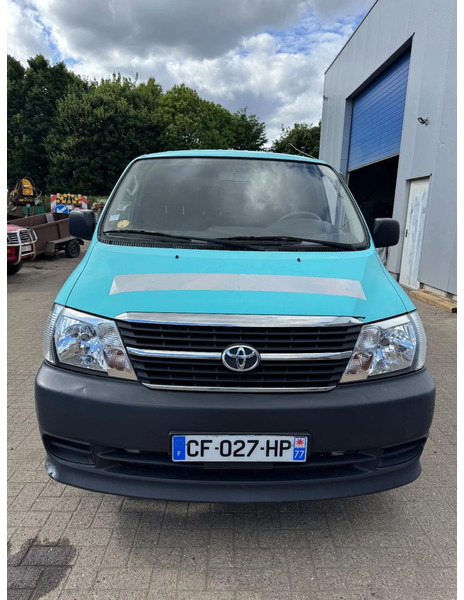 Toyota HiAce **DIESEL D4D** - Malá dodávka: obrázek 2 Toyota HiAce **DIESEL D4D** - Malá dodávka: obrázek 2