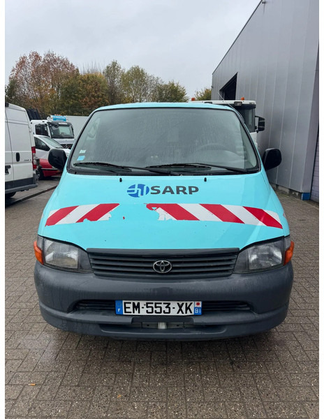 Toyota HiAce **DIESEL-FRENCH VAN** - Malá dodávka: obrázek 2 Toyota HiAce **DIESEL-FRENCH VAN** - Malá dodávka: obrázek 2