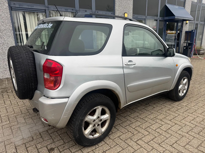 Toyota RAV4 **PETROL-AIRCO** - Osobní auto: obrázek 4 Toyota RAV4 **PETROL-AIRCO** - Osobní auto: obrázek 4