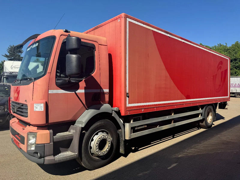 Volvo FL 240 **MANUAL GEARBOX-BELGIAN TRUCK** - Skříňový nákladní auto: obrázek 1 Volvo FL 240 **MANUAL GEARBOX-BELGIAN TRUCK** - Skříňový nákladní auto: obrázek 1