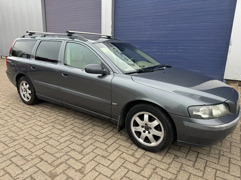 Volvo V70 V70 - Osobní auto: obrázek 1 Volvo V70 V70 - Osobní auto: obrázek 1