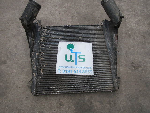 CAT C10/C12 INTERCOOLER - Chladič pro Nákladní auto: obrázek 1 CAT C10/C12 INTERCOOLER - Chladič pro Nákladní auto: obrázek 1