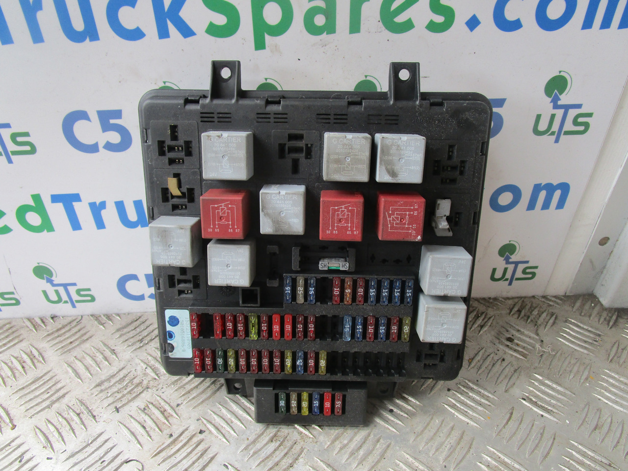 DAF CF 65 FUSEBOARD P/NO 153723110905 - Elektrický systém pro Nákladní auto: obrázek 1 DAF CF 65 FUSEBOARD P/NO 153723110905 - Elektrický systém pro Nákladní auto: obrázek 1