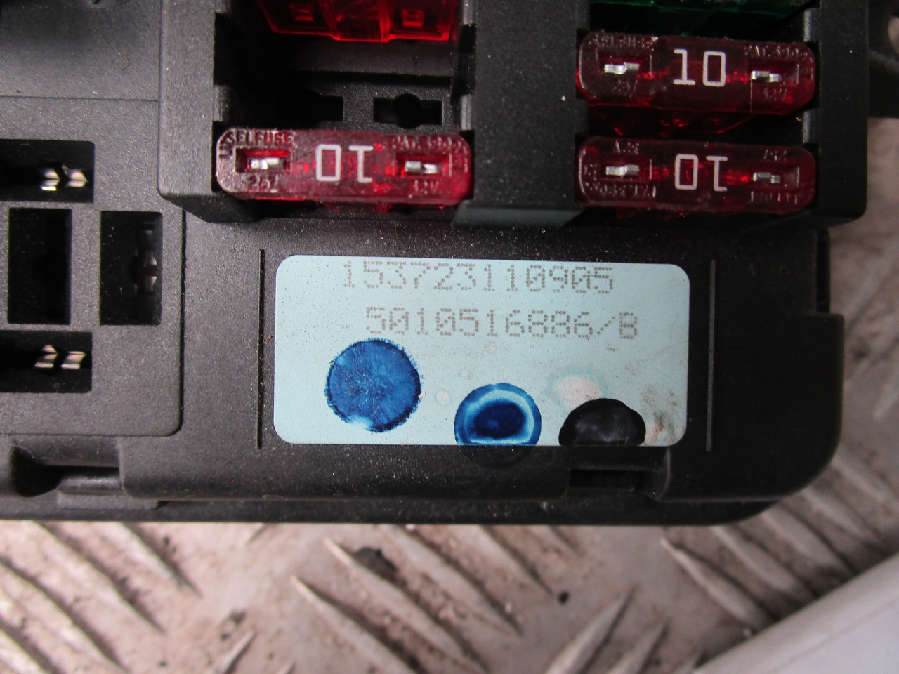 DAF CF 65 FUSEBOARD P/NO 153723110905 - Elektrický systém pro Nákladní auto: obrázek 2 DAF CF 65 FUSEBOARD P/NO 153723110905 - Elektrický systém pro Nákladní auto: obrázek 2