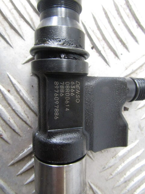 ISUZU 4HK1 INJECTORS DENSO P/NO 8976097886 (SET OF 4) - Palivový systém pro Nákladní auto: obrázek 2 ISUZU 4HK1 INJECTORS DENSO P/NO 8976097886 (SET OF 4) - Palivový systém pro Nákladní auto: obrázek 2
