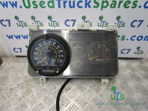 ISUZU NQR CLOCK CLUSTER AND TACHO - Elektrický systém pro Nákladní auto: obrázek 1 ISUZU NQR CLOCK CLUSTER AND TACHO - Elektrický systém pro Nákladní auto: obrázek 1
