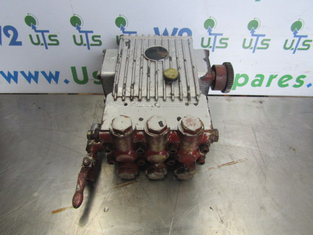 JOHNSTON VT650 HIGH PRESSURE WATER JETTING PUMP - Vodní pumpa pro Komunální/ Speciální technika: obrázek 1 JOHNSTON VT650 HIGH PRESSURE WATER JETTING PUMP - Vodní pumpa pro Komunální/ Speciální technika: obrázek 1