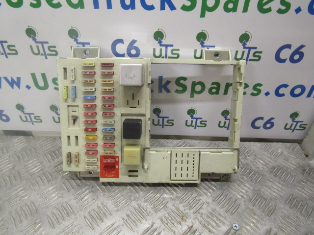 MAN TGM/TGS FUSEBOARD 81.25444.6074 - Elektrický systém pro Nákladní auto: obrázek 1 MAN TGM/TGS FUSEBOARD 81.25444.6074 - Elektrický systém pro Nákladní auto: obrázek 1