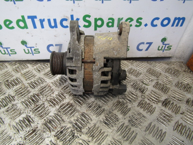 MITSUBISHI FUSO 4P10 BOSCH 110 AMP ALTERNATOR P/NO 667724 - Elektrický systém pro Nákladní auto: obrázek 1 MITSUBISHI FUSO 4P10 BOSCH 110 AMP ALTERNATOR P/NO 667724 - Elektrický systém pro Nákladní auto: obrázek 1