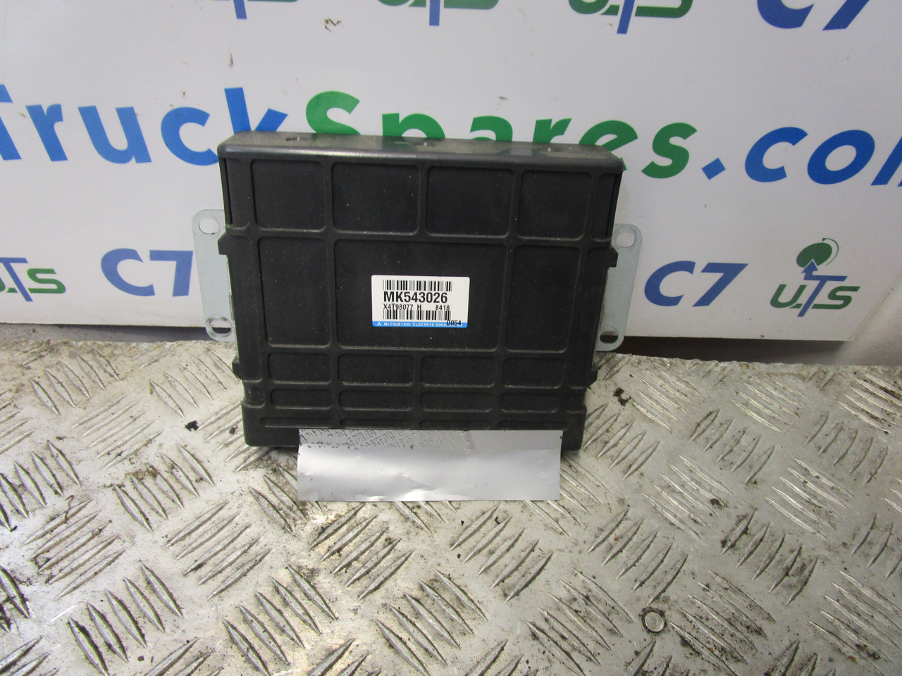 MITSUBISHI FUSO CONTROL UNIT P/NO MK543026 - Elektrický systém pro Nákladní auto: obrázek 1 MITSUBISHI FUSO CONTROL UNIT P/NO MK543026 - Elektrický systém pro Nákladní auto: obrázek 1