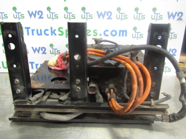 MITSUBISHI FUSO HYBRID POWER CHARGER UNIT - Elektrický systém pro Nákladní auto: obrázek 2 MITSUBISHI FUSO HYBRID POWER CHARGER UNIT - Elektrický systém pro Nákladní auto: obrázek 2