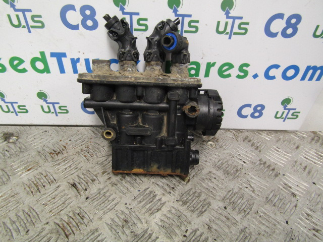 RENAULT MIDLUM DXI ELC HIGHT CONTROL VALVE ‘KNORR-BREMSE’ P/NO K019820 - Elektrický systém pro Nákladní auto: obrázek 1 RENAULT MIDLUM DXI ELC HIGHT CONTROL VALVE ‘KNORR-BREMSE’ P/NO K019820 - Elektrický systém pro Nákladní auto: obrázek 1