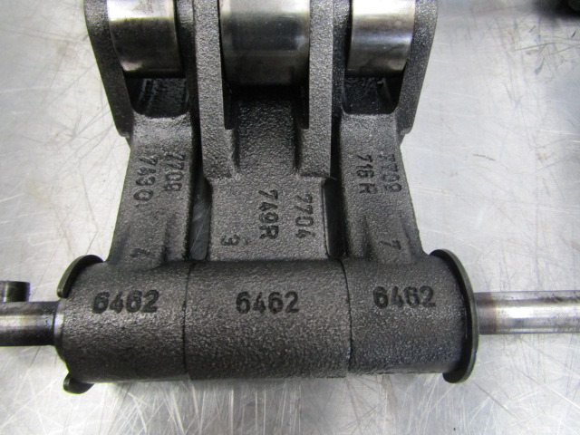 SCANIA 144/164 V8 ROCKERSHAFT P/NO 6462/77097430 - Motor a díly pro Nákladní auto: obrázek 1 SCANIA 144/164 V8 ROCKERSHAFT P/NO 6462/77097430 - Motor a díly pro Nákladní auto: obrázek 1