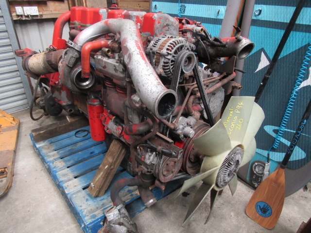 SCANIA P94 260 ENGINE & GEARBOX TYPE DSC9-12 COMPLETE WITH MANUAL PUMP - Převodovka pro Nákladní auto: obrázek 2 SCANIA P94 260 ENGINE & GEARBOX TYPE DSC9-12 COMPLETE WITH MANUAL PUMP - Převodovka pro Nákladní auto: obrázek 2