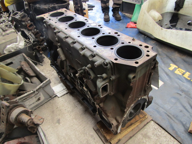 VOLVO D9A STD BLOCK - Motor a díly pro Nákladní auto: obrázek 2 VOLVO D9A STD BLOCK - Motor a díly pro Nákladní auto: obrázek 2