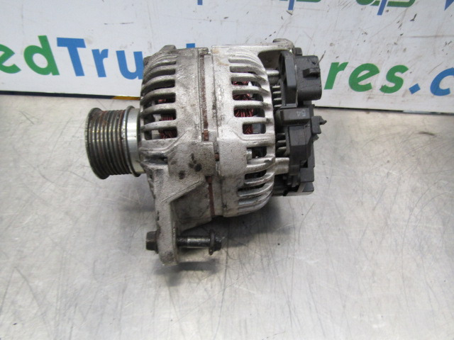 VOLVO FH13A ALTERNATOR 24V / 110A - Elektrický systém pro Nákladní auto: obrázek 1 VOLVO FH13A ALTERNATOR 24V / 110A - Elektrický systém pro Nákladní auto: obrázek 1