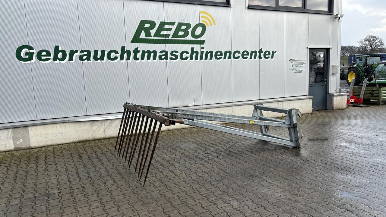 Fliegl SILOPRATZE 3000 MM - Technika na siláž: obrázek 3 Fliegl SILOPRATZE 3000 MM - Technika na siláž: obrázek 3