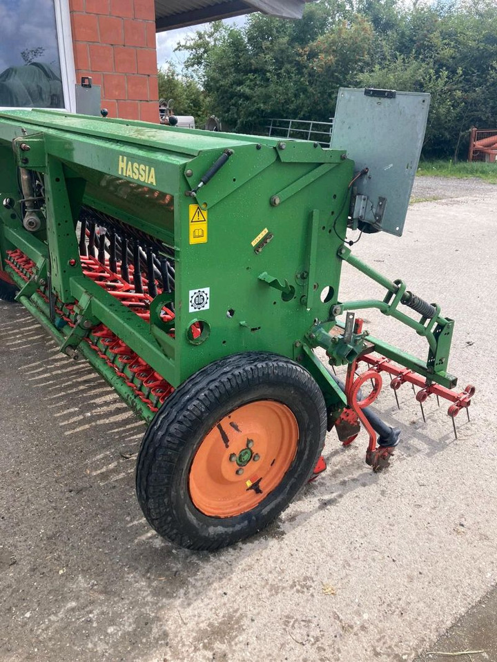 Hassia Euro 300/29 - Stroj na obdělávání půdy: obrázek 4 Hassia Euro 300/29 - Stroj na obdělávání půdy: obrázek 4