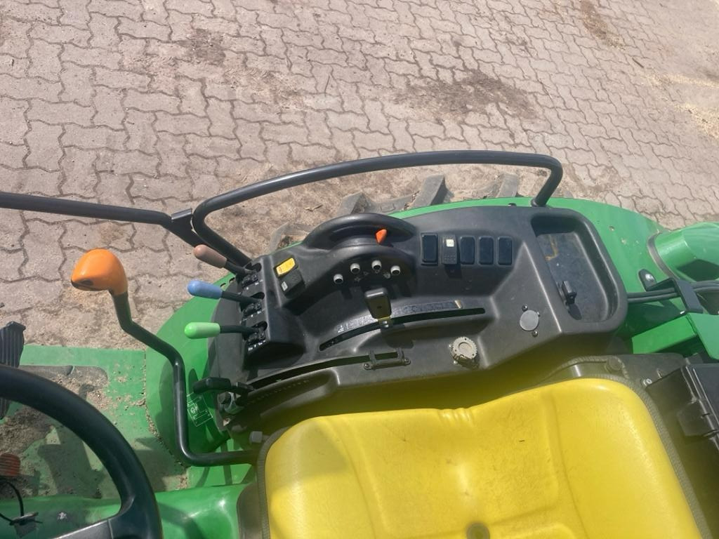 Traktor John Deere 5075 GL: obrázek 10