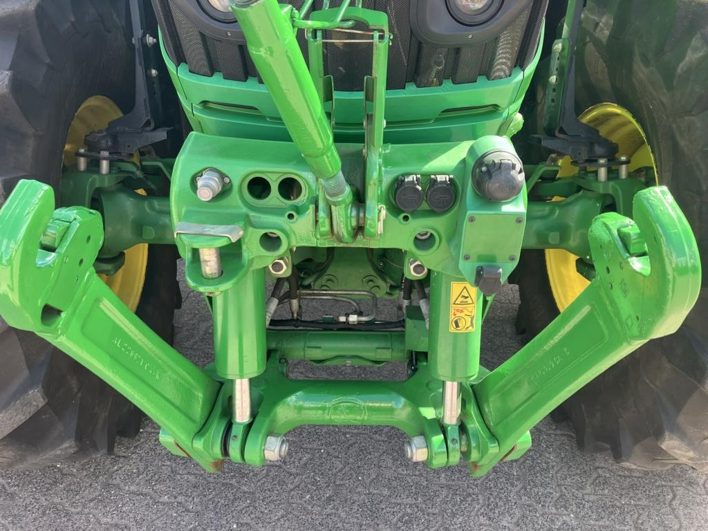 Traktor John Deere 6175R: obrázek 19