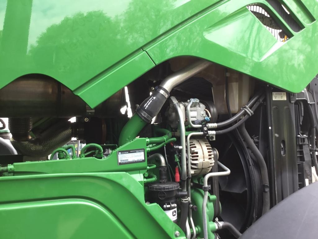 John Deere 6195R - Traktor: obrázek 2 John Deere 6195R - Traktor: obrázek 2
