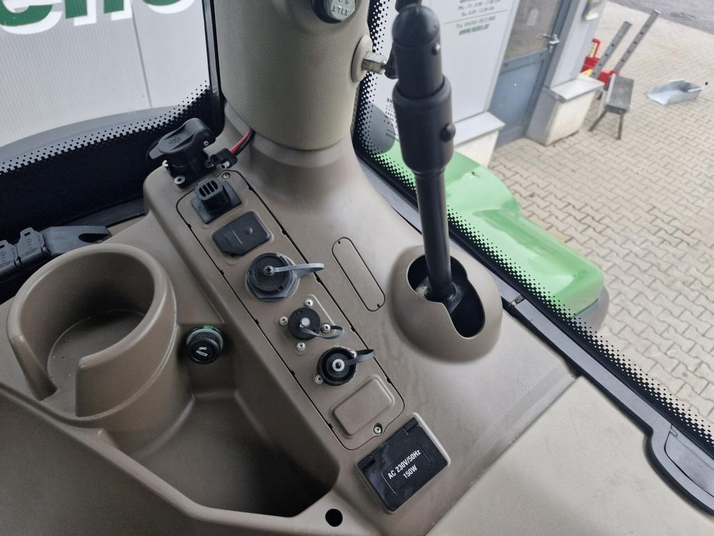 Traktor John Deere 6230R: obrázek 14