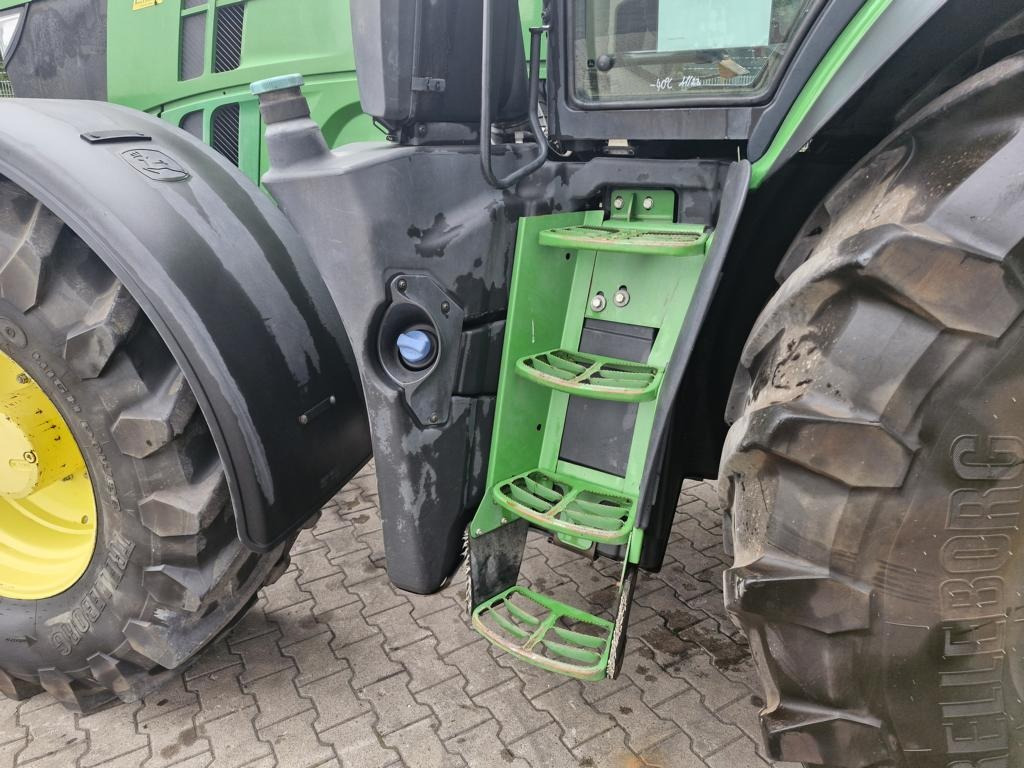 Traktor John Deere 6230R: obrázek 11
