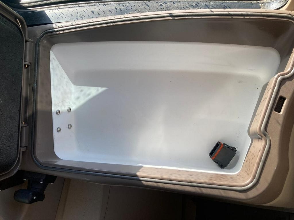 John Deere 6M125 - Traktor: obrázek 5 John Deere 6M125 - Traktor: obrázek 5