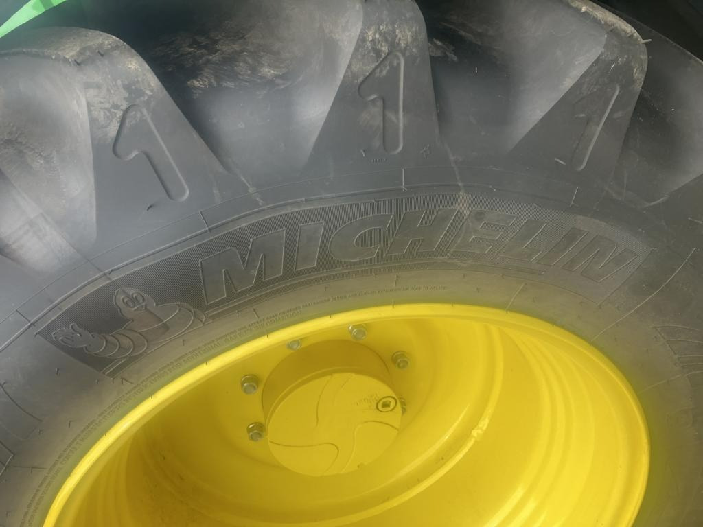 John Deere 6R150 - Traktor: obrázek 3 John Deere 6R150 - Traktor: obrázek 3