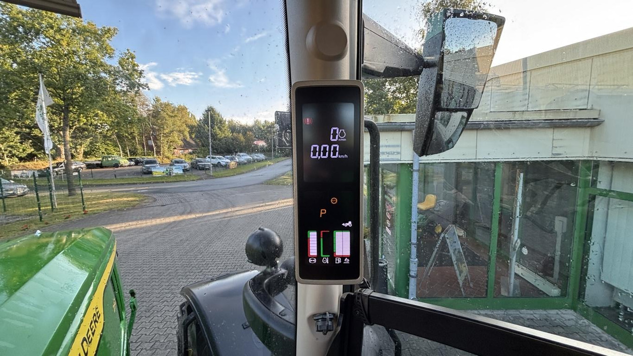 John Deere 6R250 - Traktor: obrázek 5 John Deere 6R250 - Traktor: obrázek 5