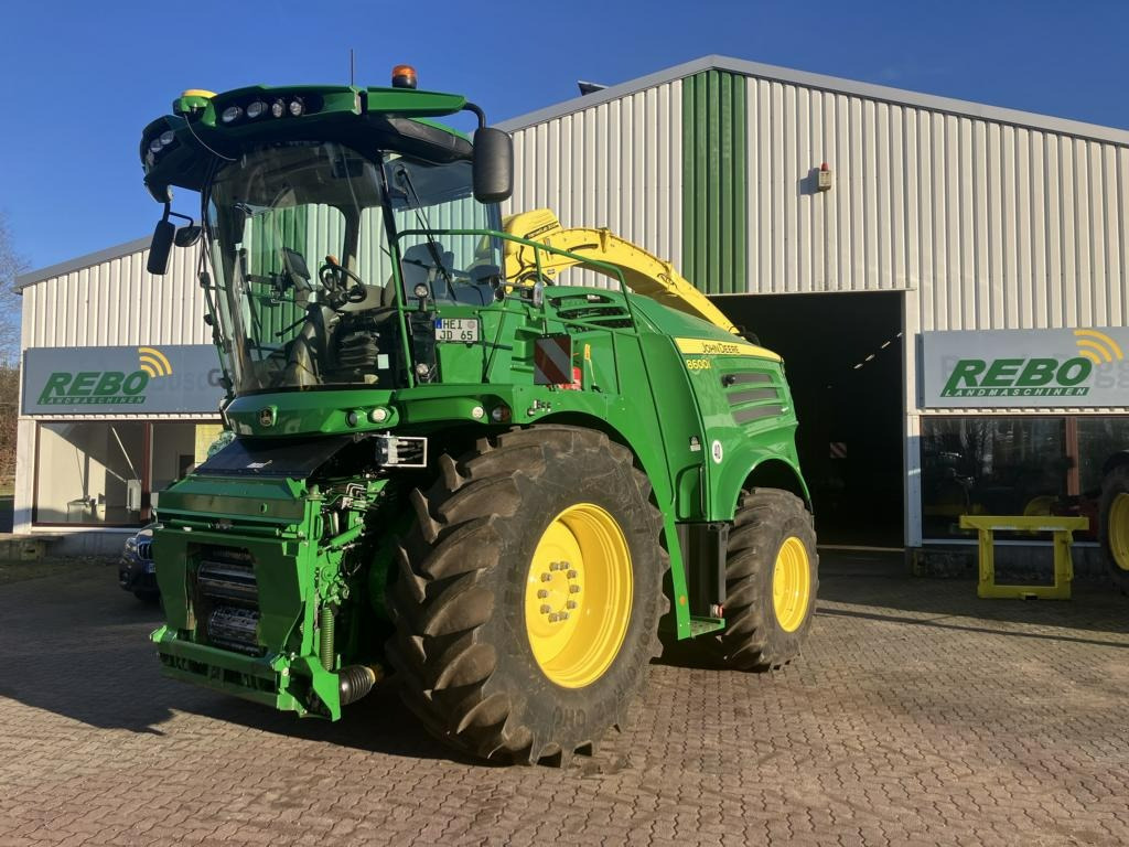 John Deere 8600 FELDHÄCKSLER - Kombajn: obrázek 1 John Deere 8600 FELDHÄCKSLER - Kombajn: obrázek 1