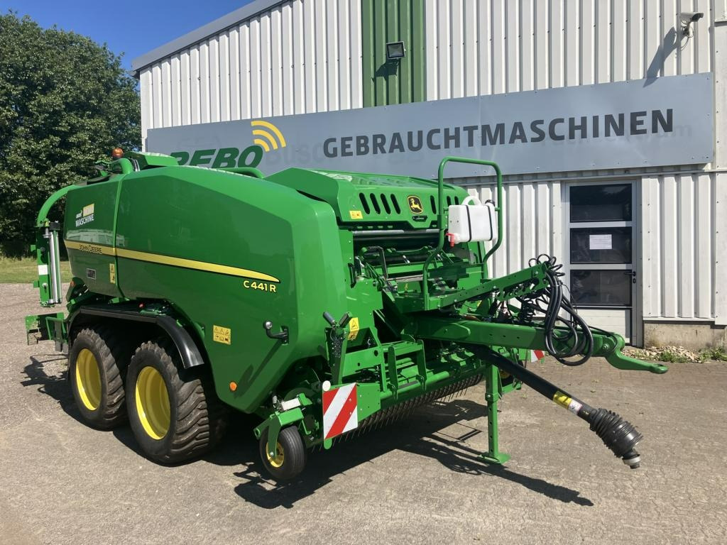 John Deere FESTKAMMER-KOMBIPRESSE C441R - Stroj na sklizeň pícnin: obrázek 1 John Deere FESTKAMMER-KOMBIPRESSE C441R - Stroj na sklizeň pícnin: obrázek 1