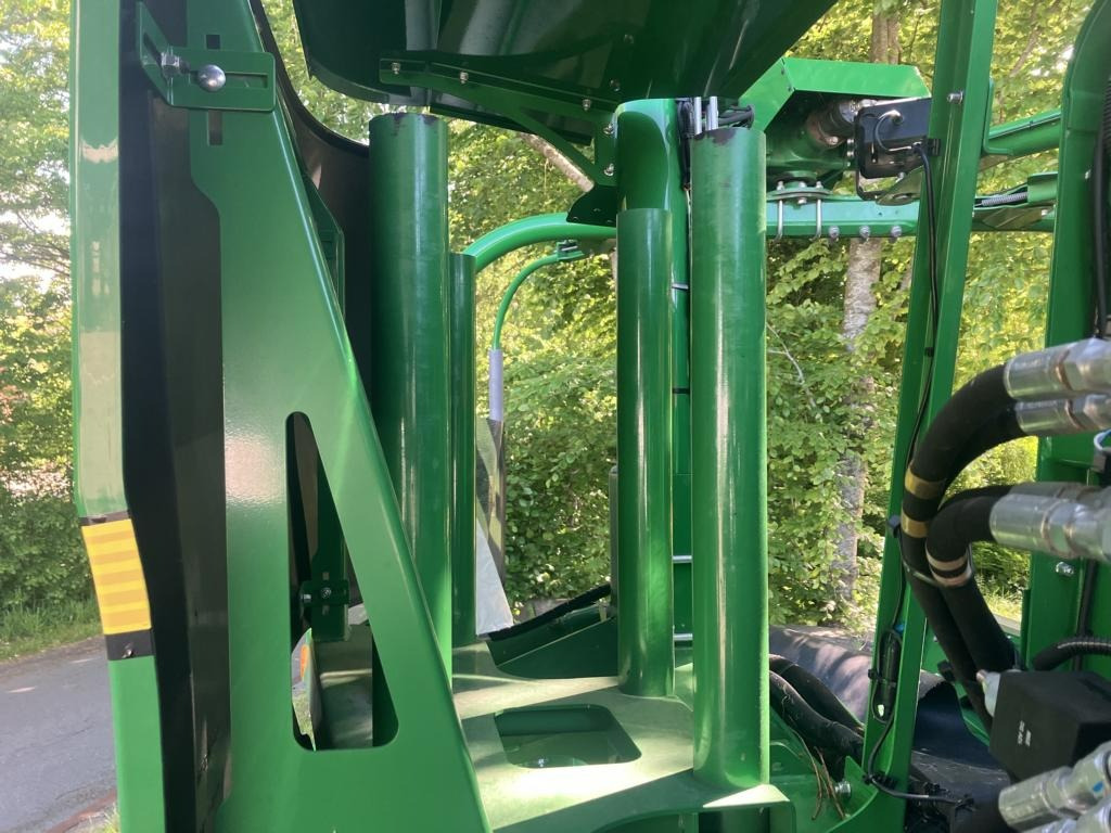 John Deere FESTKAMMER-KOMBIPRESSE C441R - Stroj na sklizeň pícnin: obrázek 5 John Deere FESTKAMMER-KOMBIPRESSE C441R - Stroj na sklizeň pícnin: obrázek 5