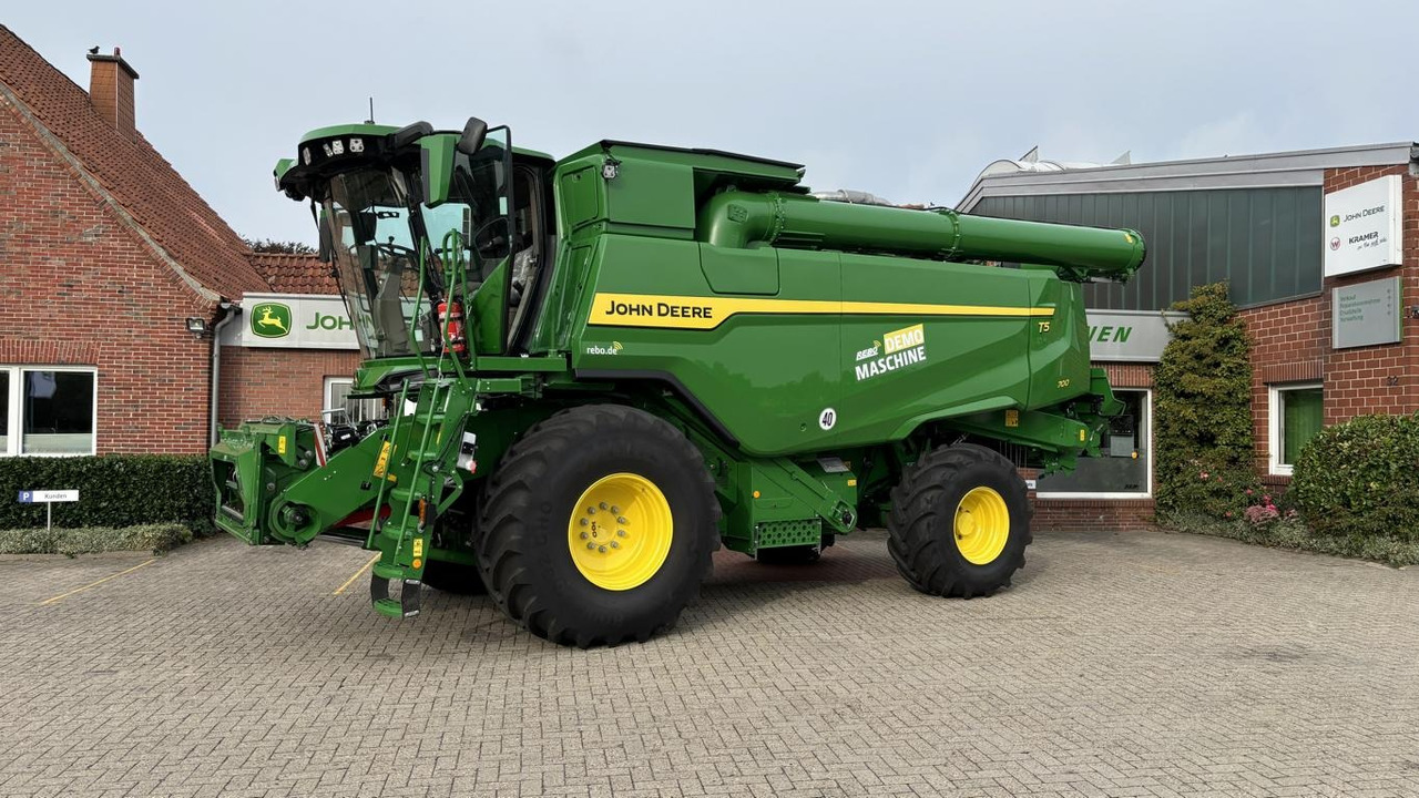 John Deere MÄHDRESCHER T5700 MY25 - Sklízecí mlátička: obrázek 1 John Deere MÄHDRESCHER T5700 MY25 - Sklízecí mlátička: obrázek 1