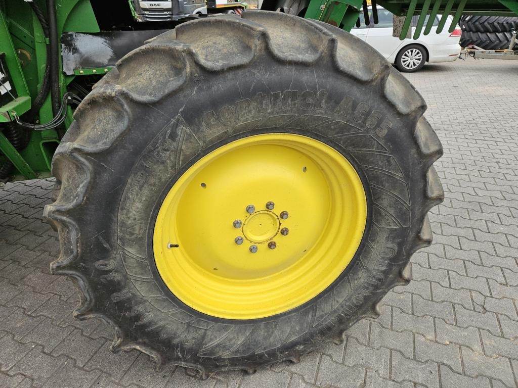 John Deere T560I - Sklízecí mlátička: obrázek 2 John Deere T560I - Sklízecí mlátička: obrázek 2