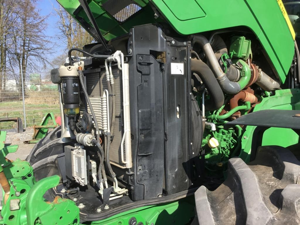 John Deere TRAKTOR 6155R - Traktor: obrázek 4 John Deere TRAKTOR 6155R - Traktor: obrázek 4