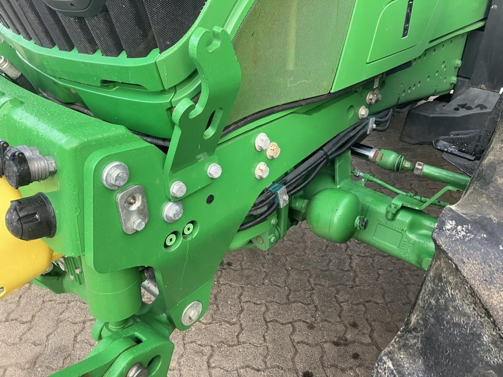 Traktor John Deere TRAKTOR 6175R: obrázek 23
