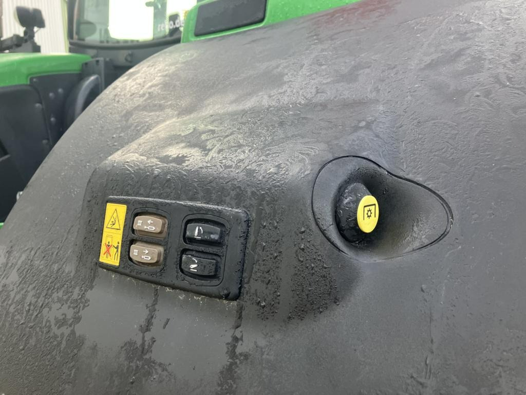 Traktor John Deere TRAKTOR 6175R: obrázek 20