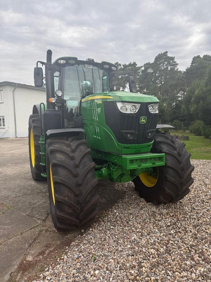 John Deere TRAKTOR 6195M MIT KABINE - Traktor: obrázek 2 John Deere TRAKTOR 6195M MIT KABINE - Traktor: obrázek 2