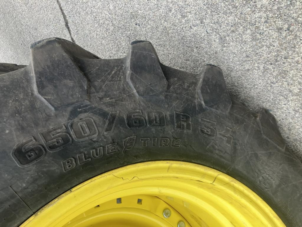 John Deere TRAKTOR 8R410 - Traktor: obrázek 5 John Deere TRAKTOR 8R410 - Traktor: obrázek 5