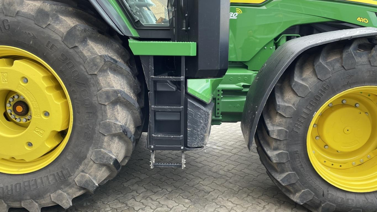 Nový Traktor John Deere TRAKTOR 8R410: obrázek 31