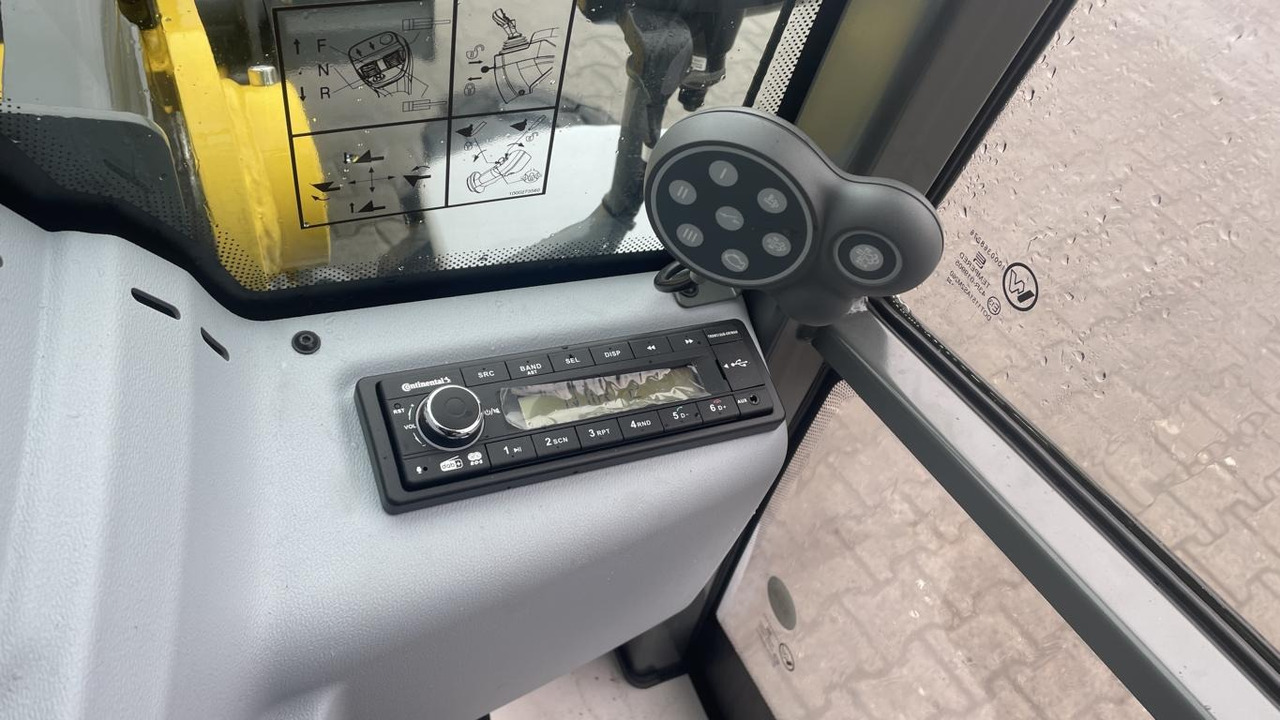 Kramer 5050 - Kolový nakladač: obrázek 2 Kramer 5050 - Kolový nakladač: obrázek 2